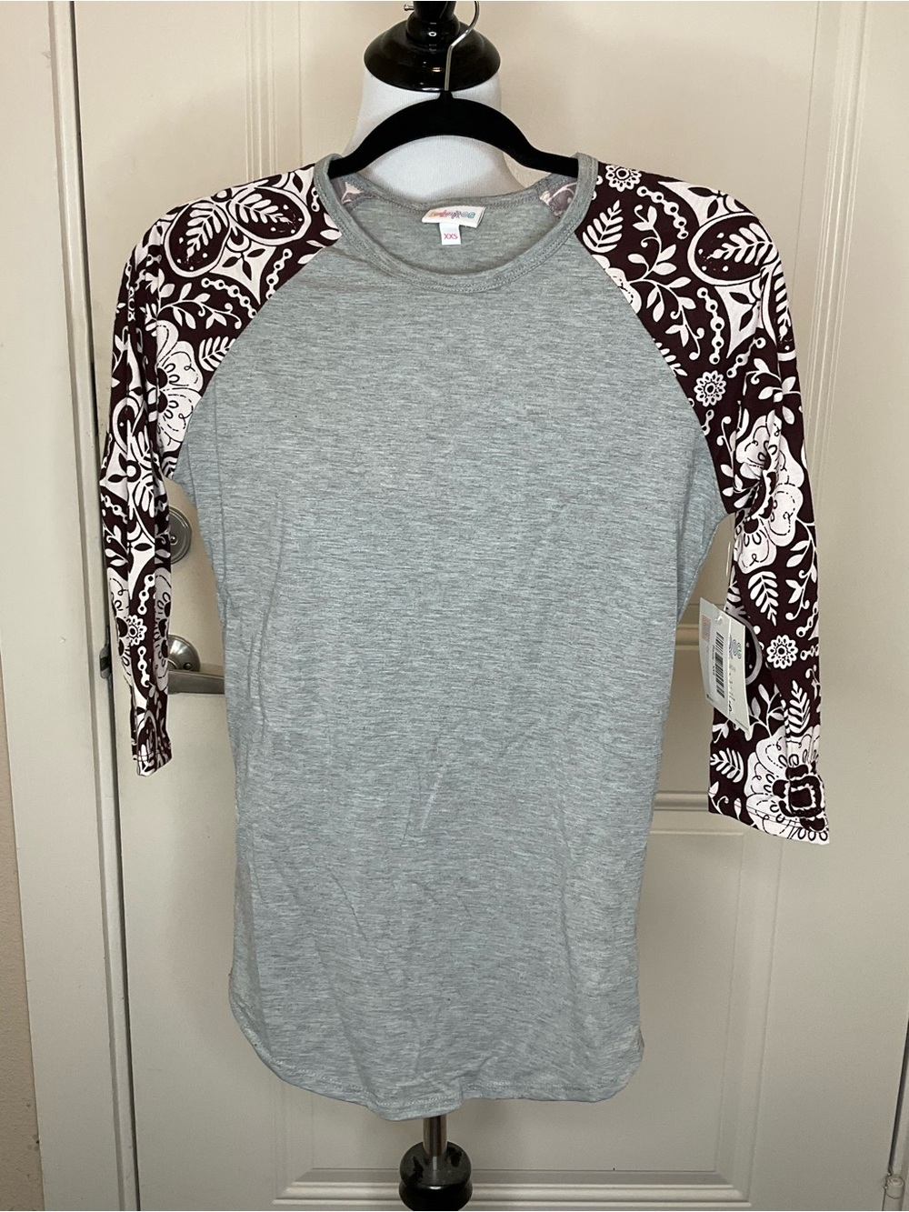 LuLaRoe Randy Gray Tee with Brown and Cream Floral Raglan Sleeves XXS